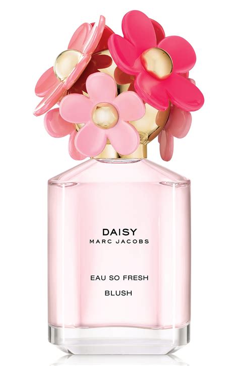 daisy marc jacobs pink bottle.